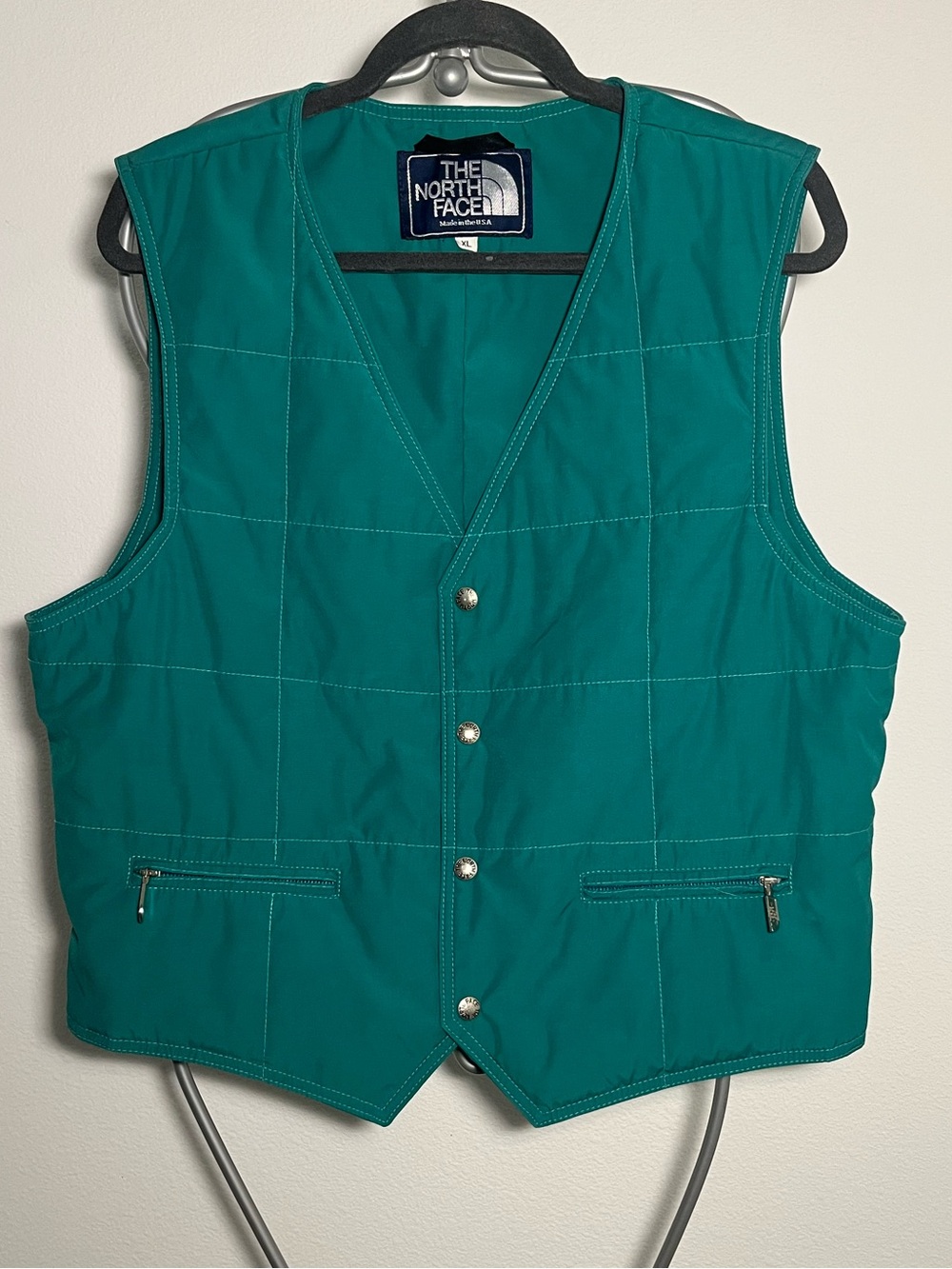 The North Face Vintage Quilted Vest - Picture 9 of 10